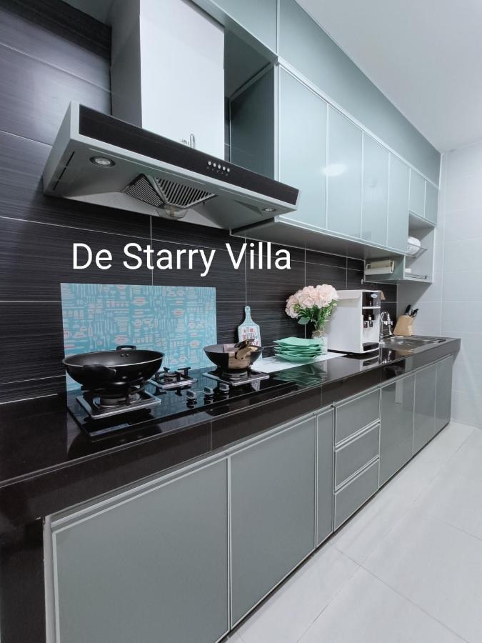 Holiday home With Pool 4br Semi-d,bbq,ktv,billiard 15pax Destarryvilla Malacca