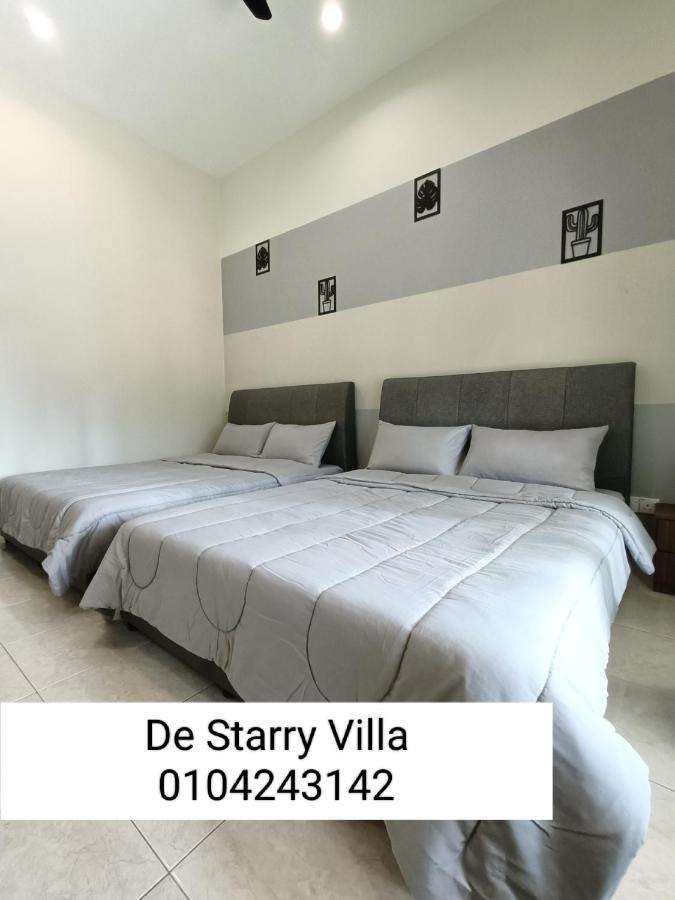 Holiday home With Pool 4br Semi-d,bbq,ktv,billiard 15pax Destarryvilla
