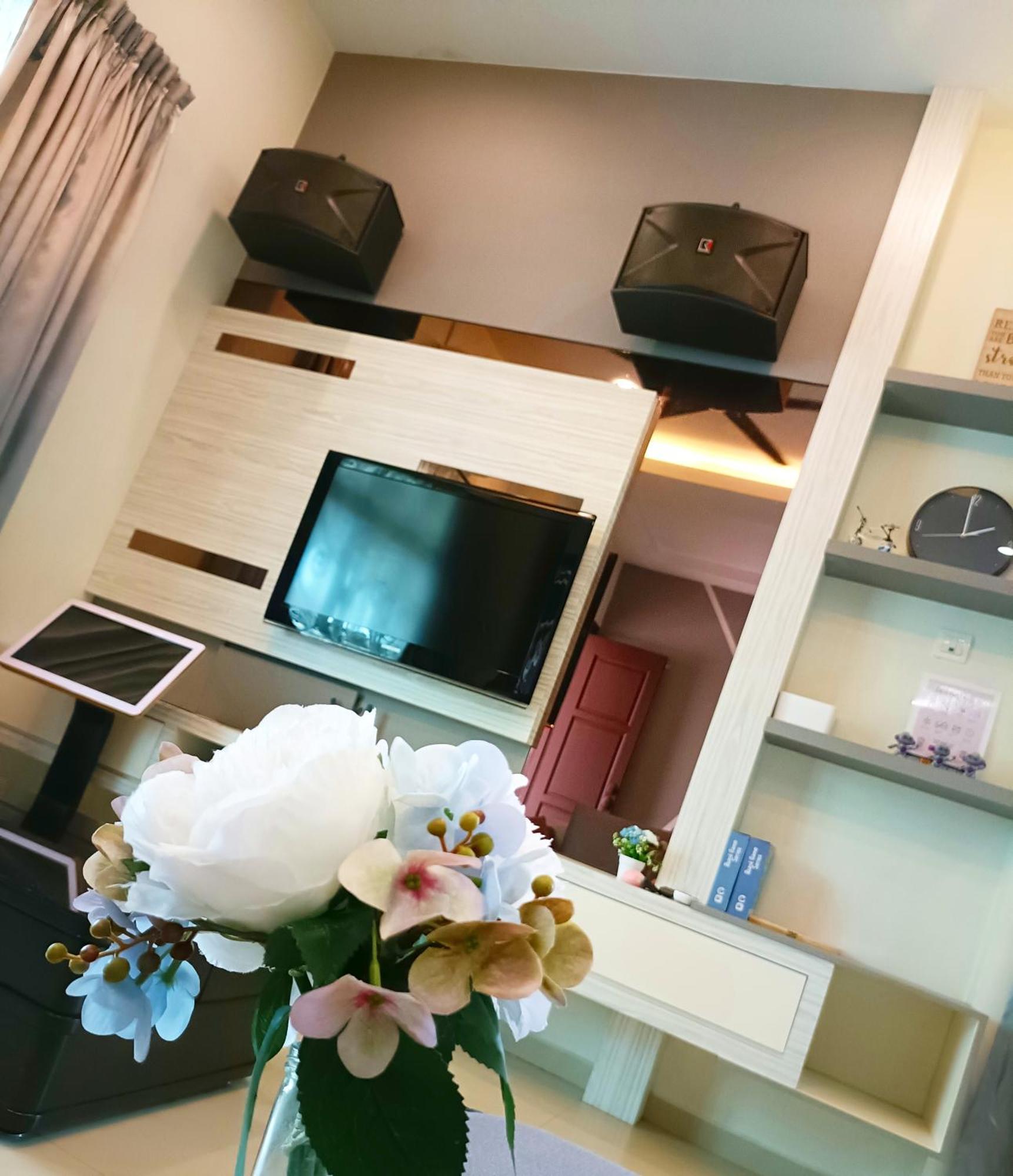 With Pool 4br Semi-d,bbq,ktv,billiard 15pax Destarryvilla Holiday home Malacca